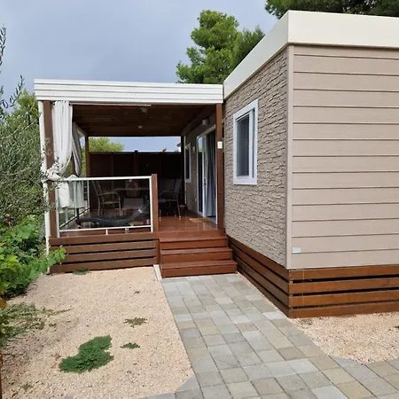 Mobilna Kucica Marko - Plaza Slanica Murter