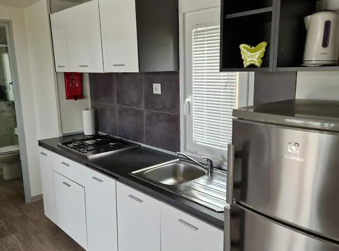 Campingplads Mobilna Kucica Marko - Plaza Slanica Murter