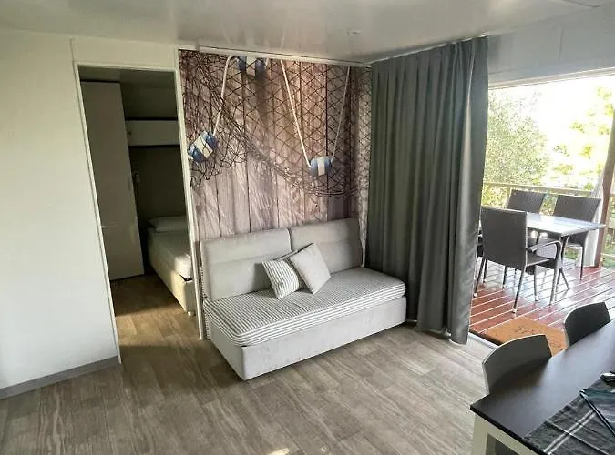 Mobilna Kucica Marko - Plaza Slanica * Murter